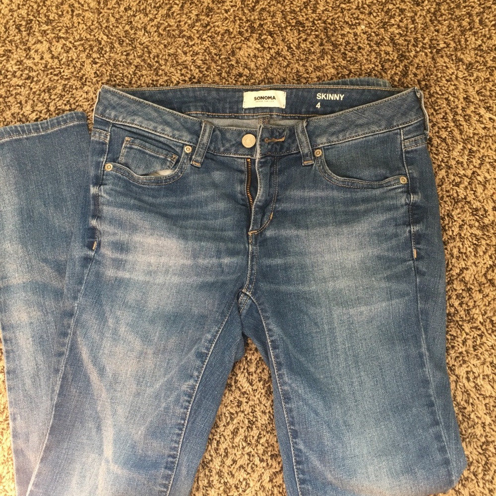 Skinny jeans
